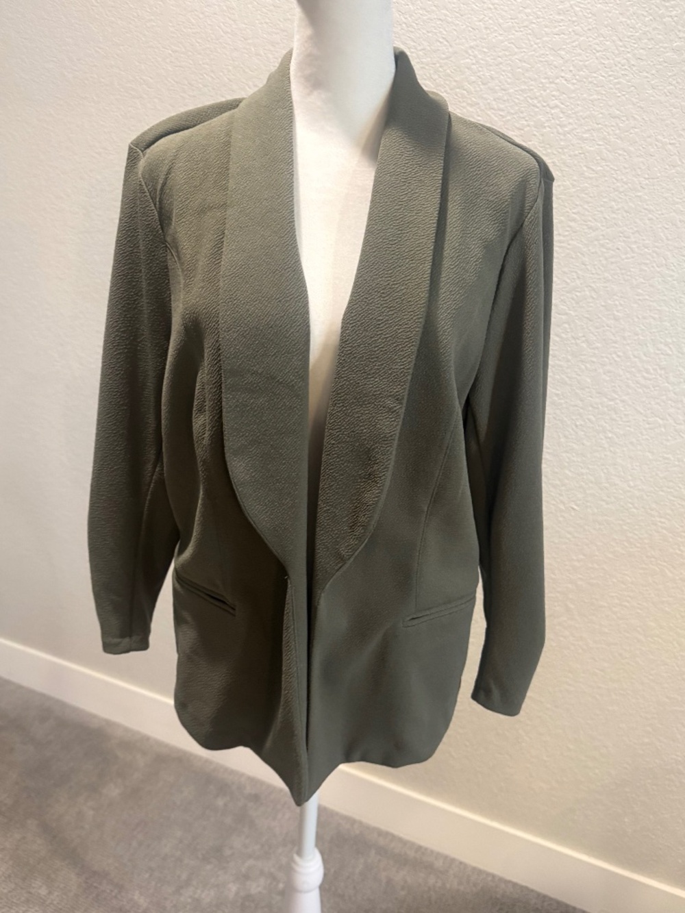 Bar III Women's Ruched 3/4-Sleeve Knit Blazer